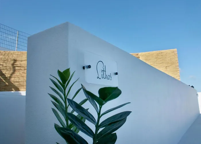 Villa The Lithos By A Terre Cave