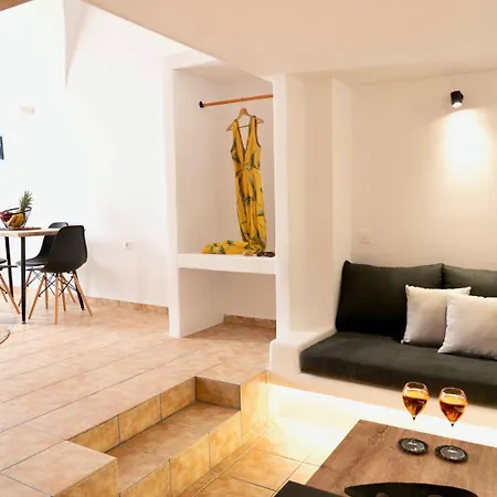 Villa The Lithos By A Terre Cave